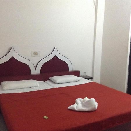 Hotel Safari آغْرا المظهر الخارجي الصورة
