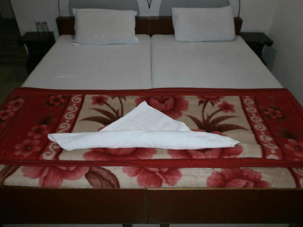Hotel Safari آغْرا المظهر الخارجي الصورة