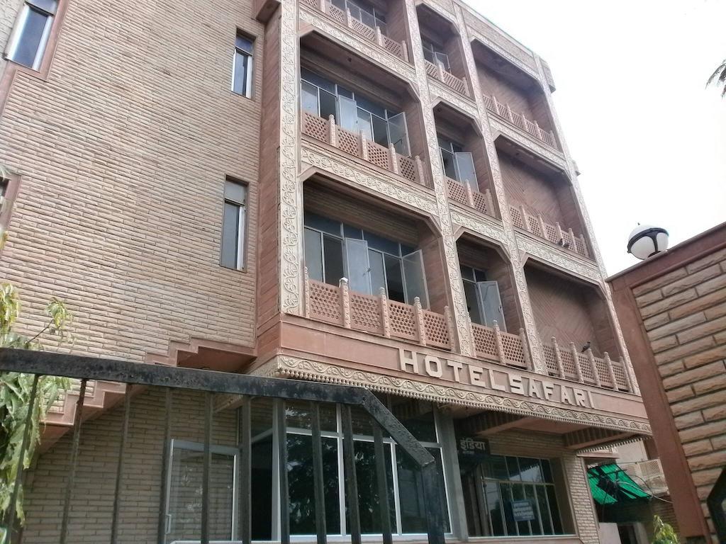Hotel Safari آغْرا المظهر الخارجي الصورة