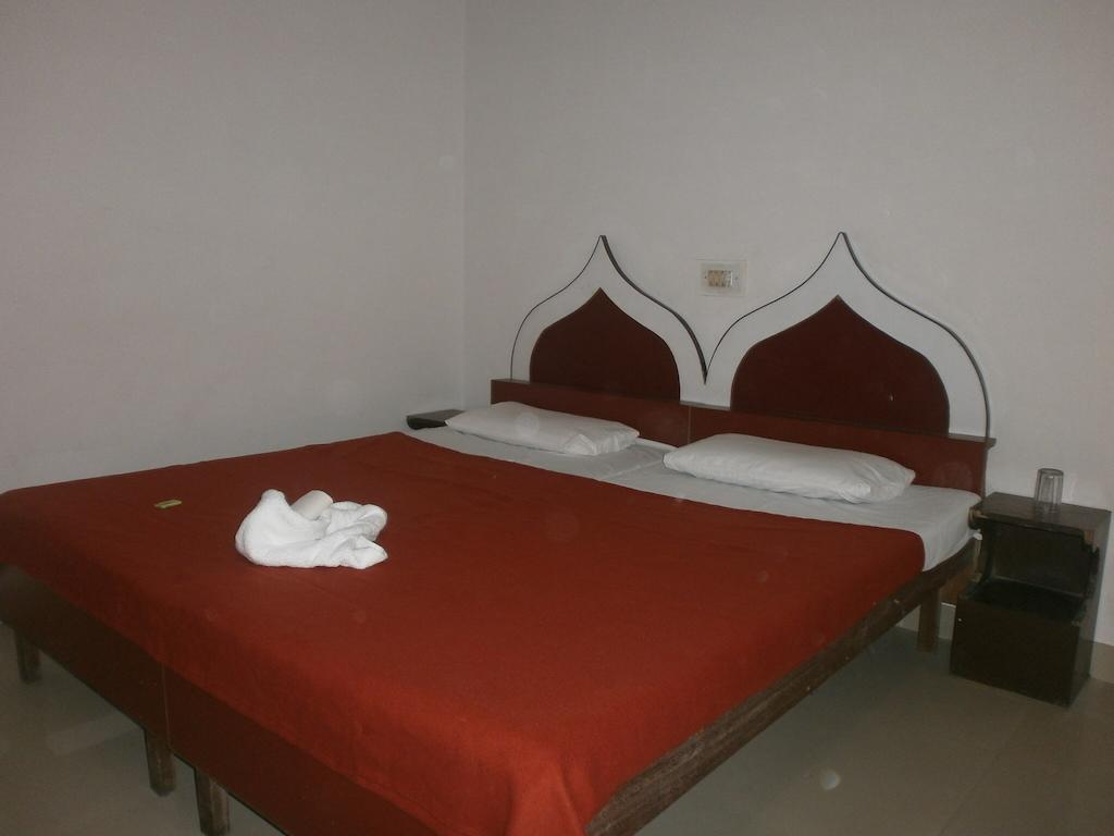 Hotel Safari آغْرا الغرفة الصورة
