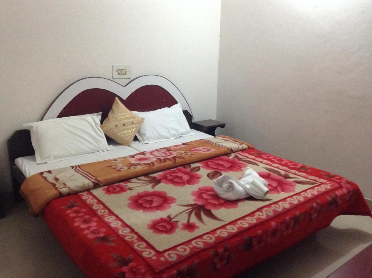 Hotel Safari آغْرا المظهر الخارجي الصورة