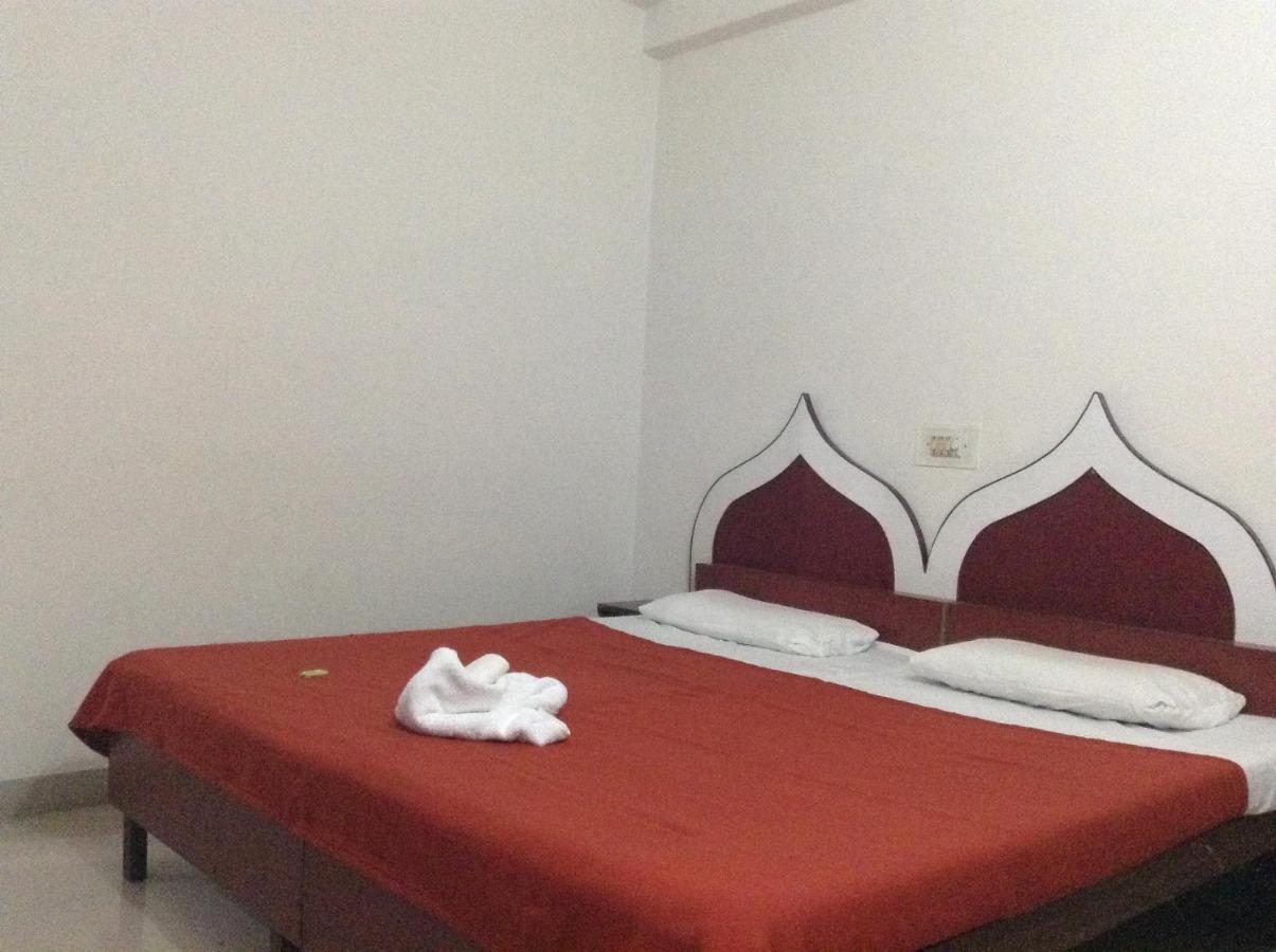 Hotel Safari آغْرا المظهر الخارجي الصورة